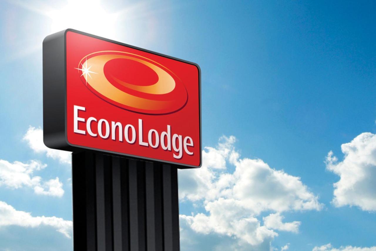 Econo Lodge Charlotte Airport Экстерьер фото